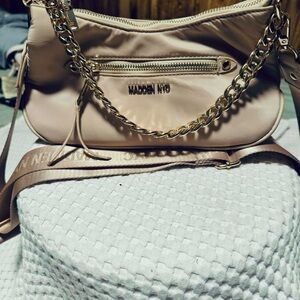 New Madden NYC Crossbody Small zipper closure silver hardware wide adj strap bag